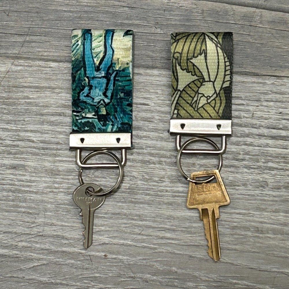 NEW without TAGS Art Inspired Key Chains (including Vincent Van Gogh), 2 PACK